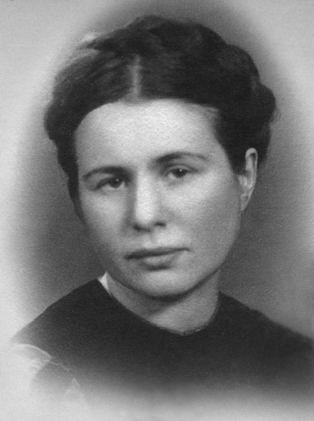 Irena Sendler saved approximately 2,500 Jewish children from the Holocaust.