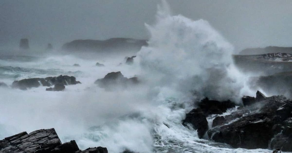 Storm Batters Newfoundland With Tallest Waves On Earth | HuffPost News