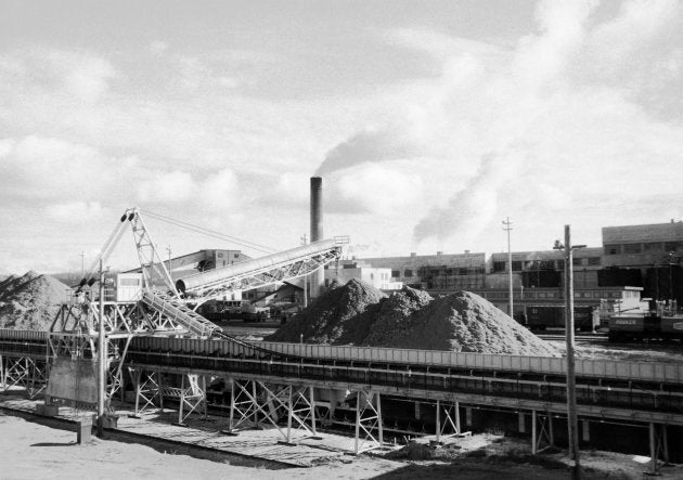 Exterior view of the pulp mill in Powell River, B.C. in November 1957.