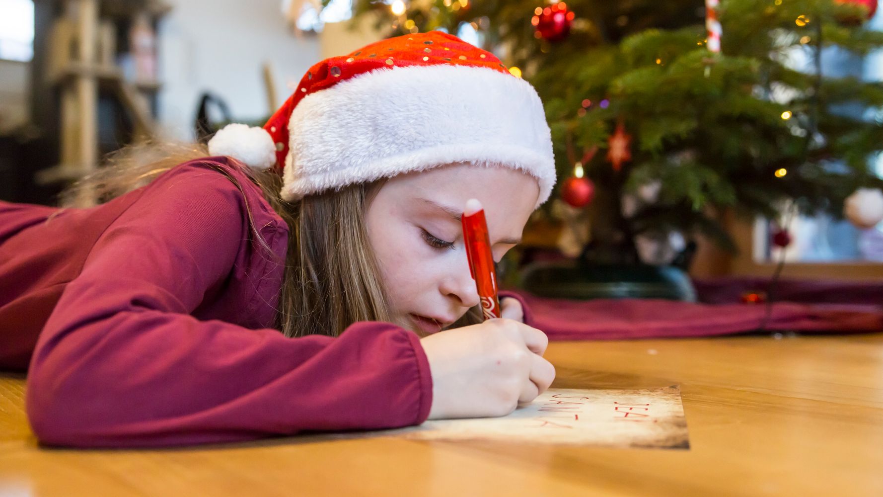 kids-should-still-mail-letters-to-santa-canada-post-says-amid-strike-huffpost-canada-parents