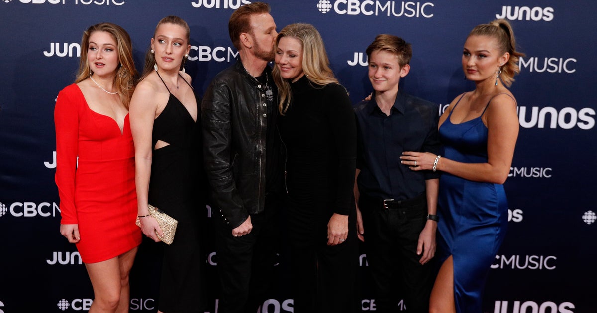 Corey Hart Made His 2019 Junos Return A True Family Affair HuffPost