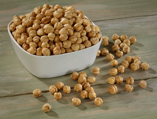 Roasted chickpeas are good sources of protein and fibre