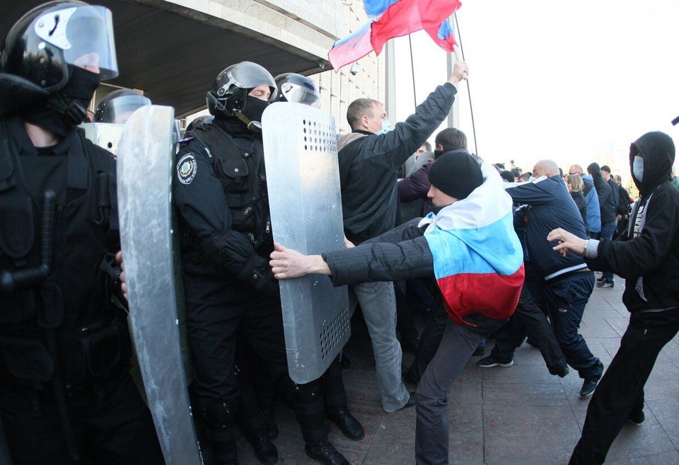 UKRAINE-RUSSIA-CRISIS-POLITICS-REGIONS-DEMO