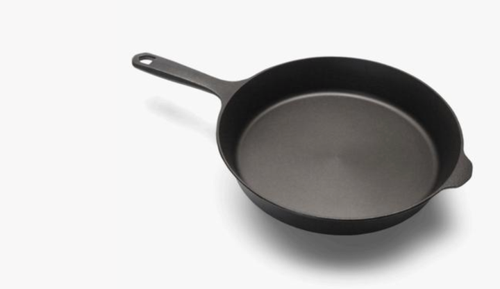 Elisabeth Prueitt is a fan of this Field cast iron skillet.