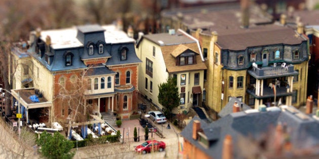 Toy-ronto Life series.More Tilt-shift digi-magic was cast upon Toy-ronto, this time featuring a group of well surviving examples of late 19th and early 20th centuries semi-detached houses on Church St, north of Dundonald St. These model houses still contribute much to the fashionable appearance of the neighborhood.