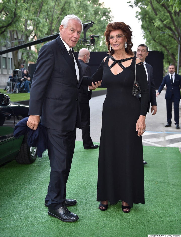 Sophia Loren Stuns At Giorgio Armani's 40th Anniversary Reception |  HuffPost Style