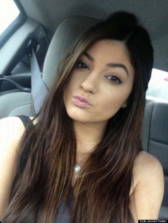 Kylie Jenner Knocks Down Plastic Surgery Rumours Stop Talking About My Lips Huffpost Canada