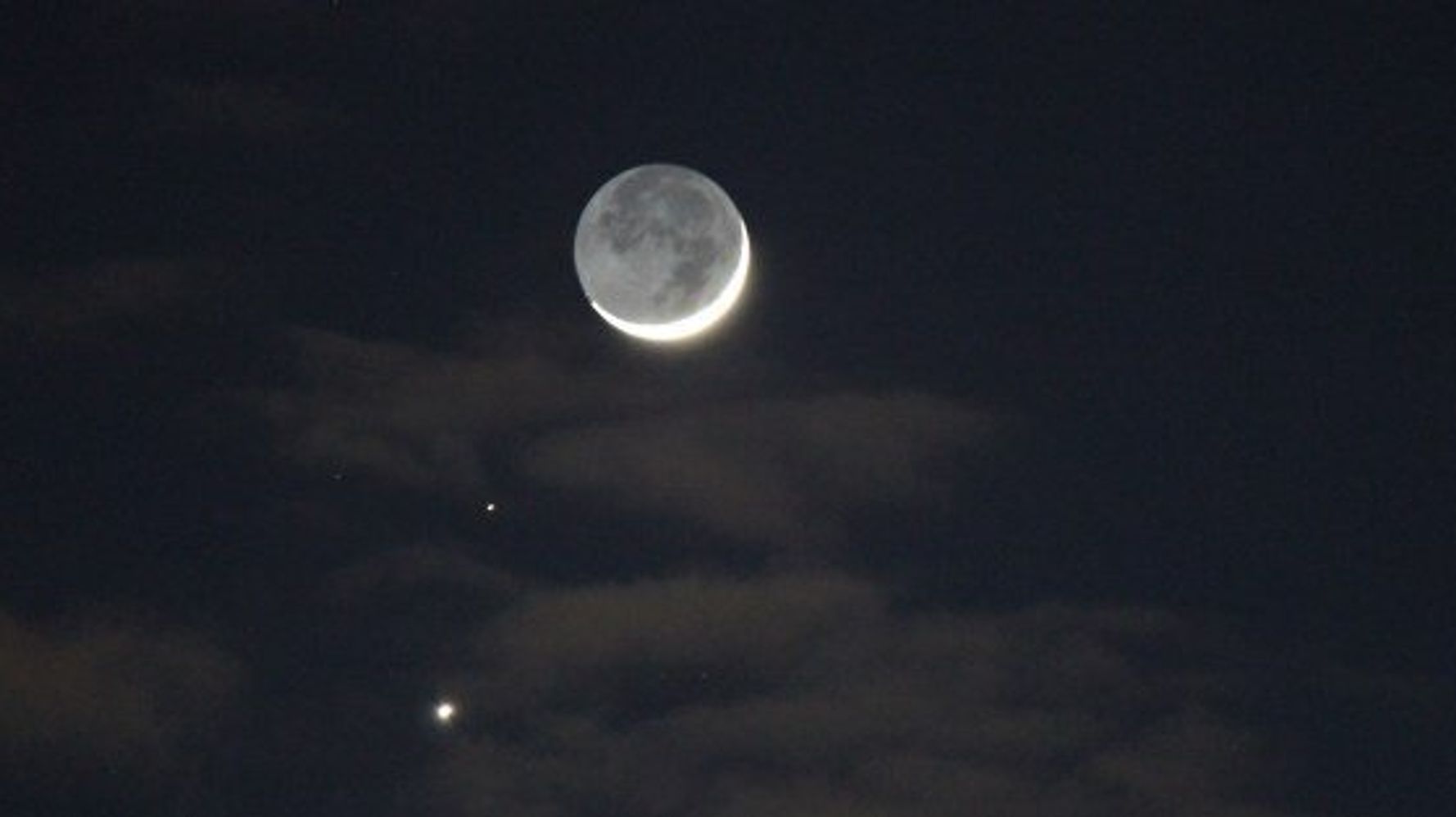 Moon, Mars, Venus Give Us A Reason To Look Up (PHOTOS) | HuffPost ...