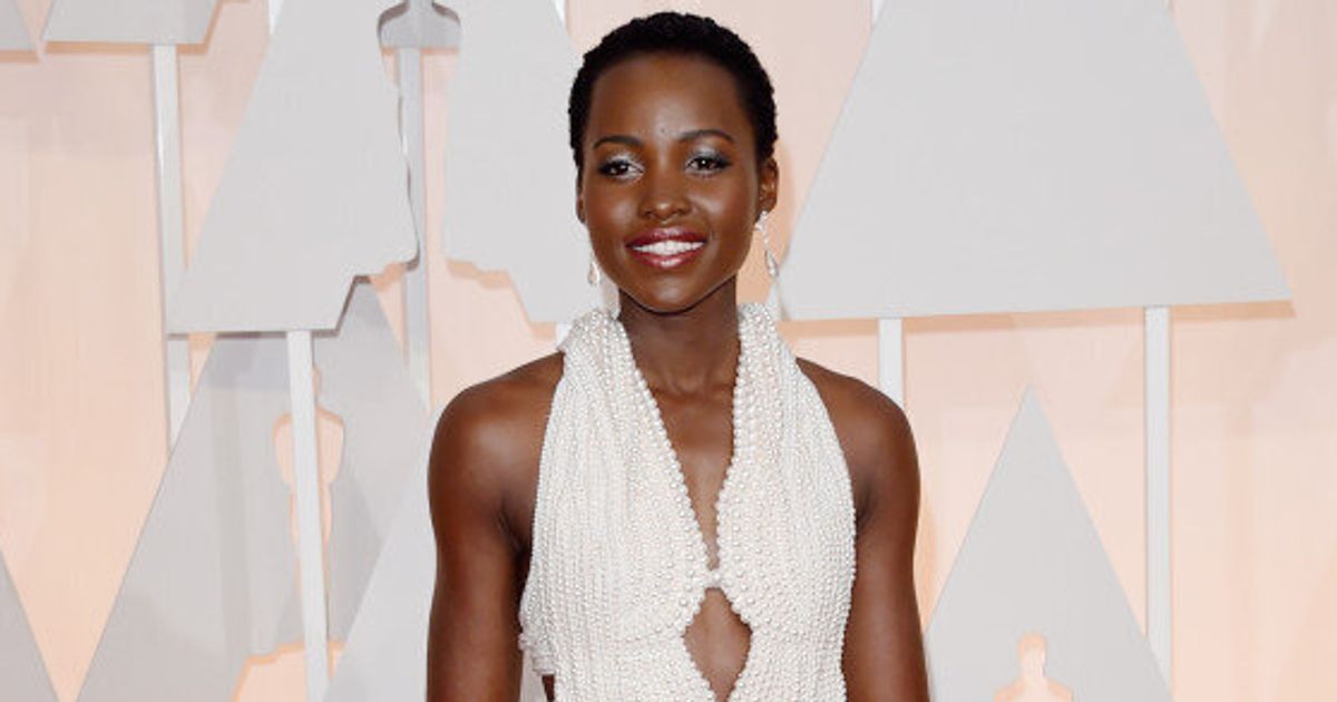 Lupita Nyongos Oscars 2015 Dress Has More Than 6000 Pearls Bow Down Huffpost Style 6754