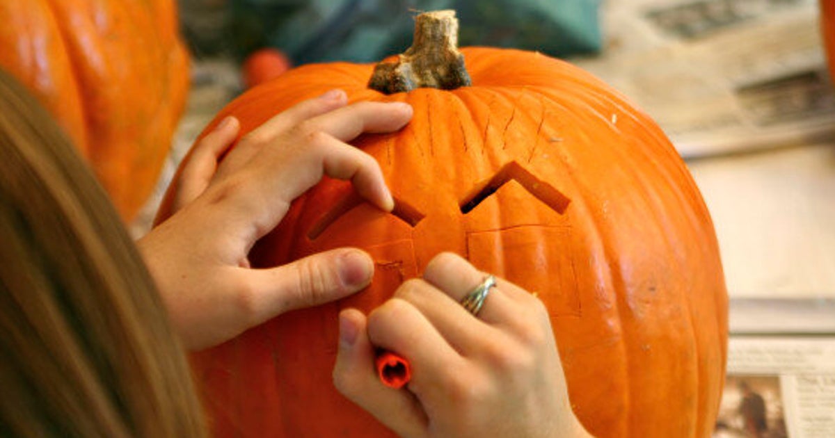How To Carve A Pumpkin Like A Pro HuffPost Life