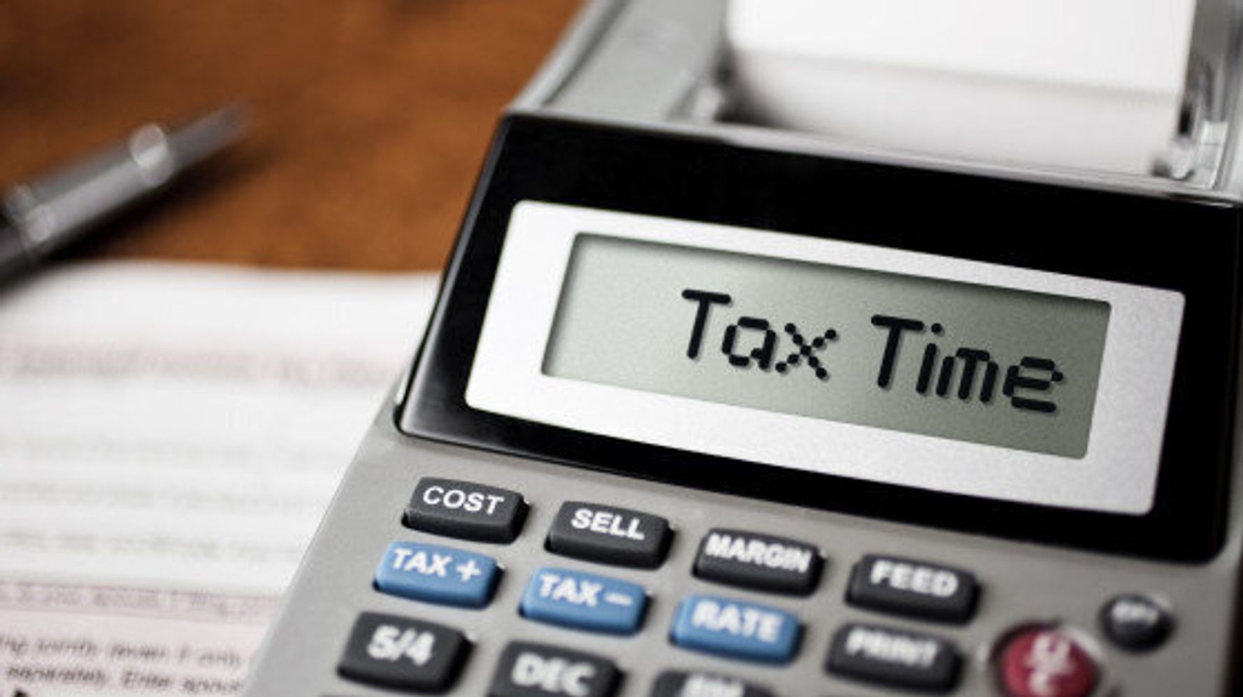 Should I File My Own Taxes, or Consult a Professional? HuffPost