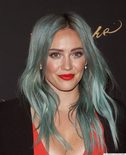 Hilary Duff Is Bold In Crimson Dress For 'Younger' Premiere | HuffPost Style Hilary Duff Is Bold In Crimson Dress For 'Younger' Premiere | HuffPost Style