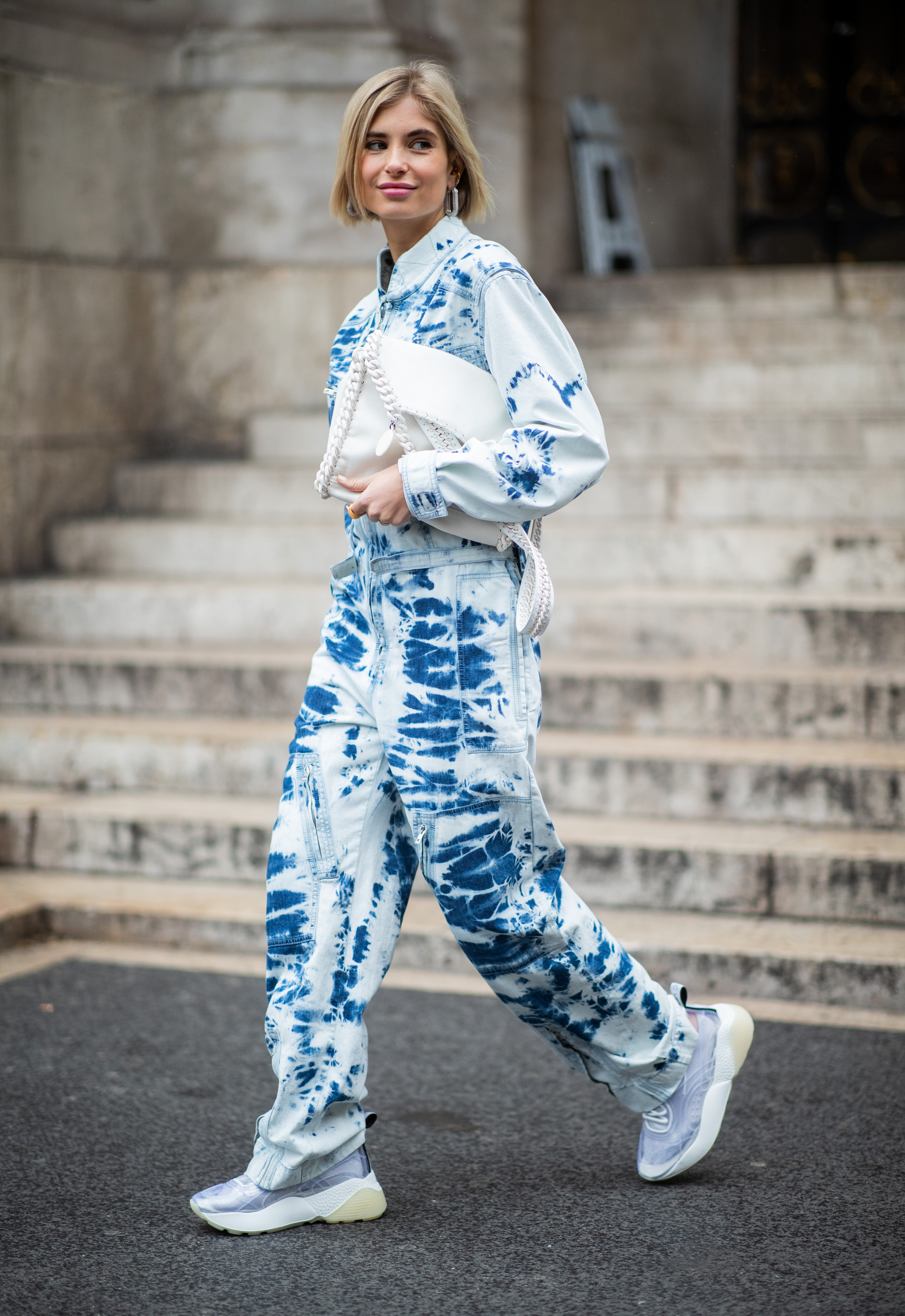 tie dye jean outfit