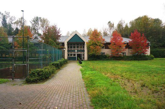 North Vancouver school for sale