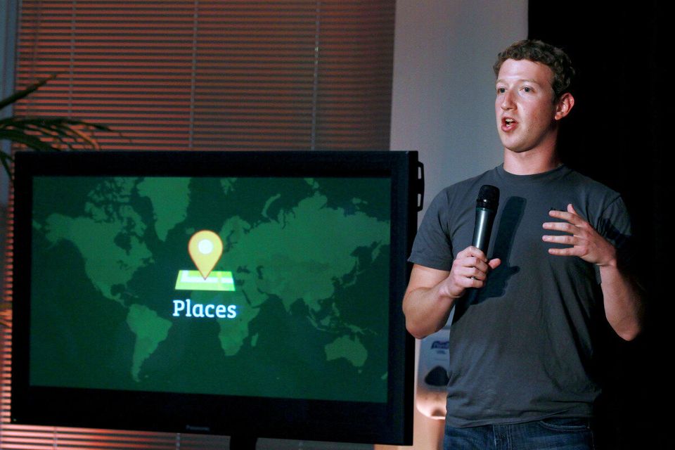 مؤسس فيس بوك يسعى لتطوير موقعه دائما