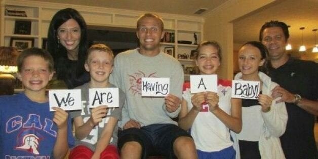 baby announcements to family