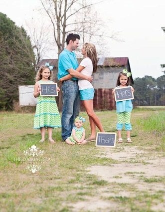 baby announcements to family