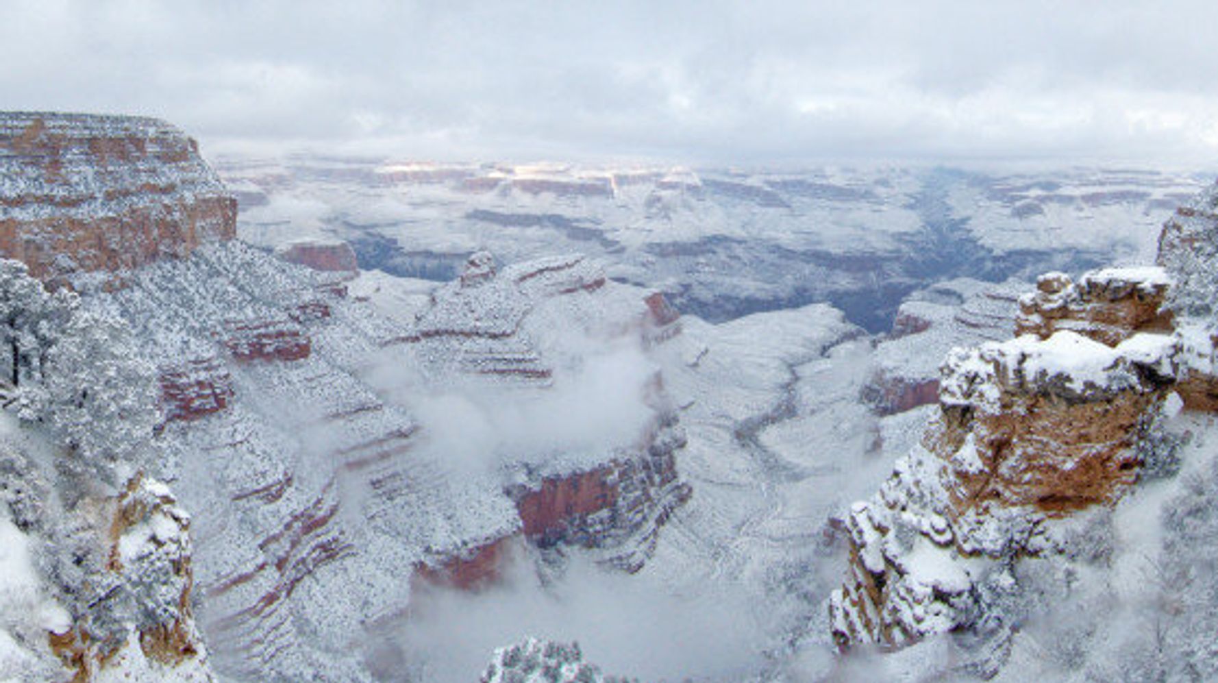 Photos Of The Grand Canyon Buried In Snow On New Year's Day Are