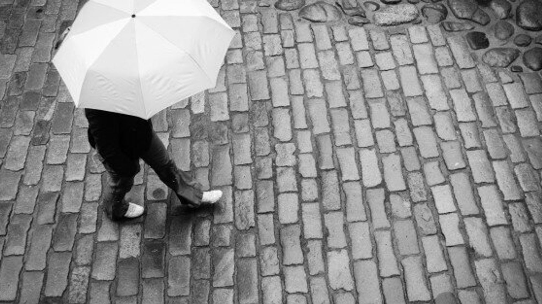 How To Ditch The Gloom And Look Glam On Rainy Days Huffpost Null
