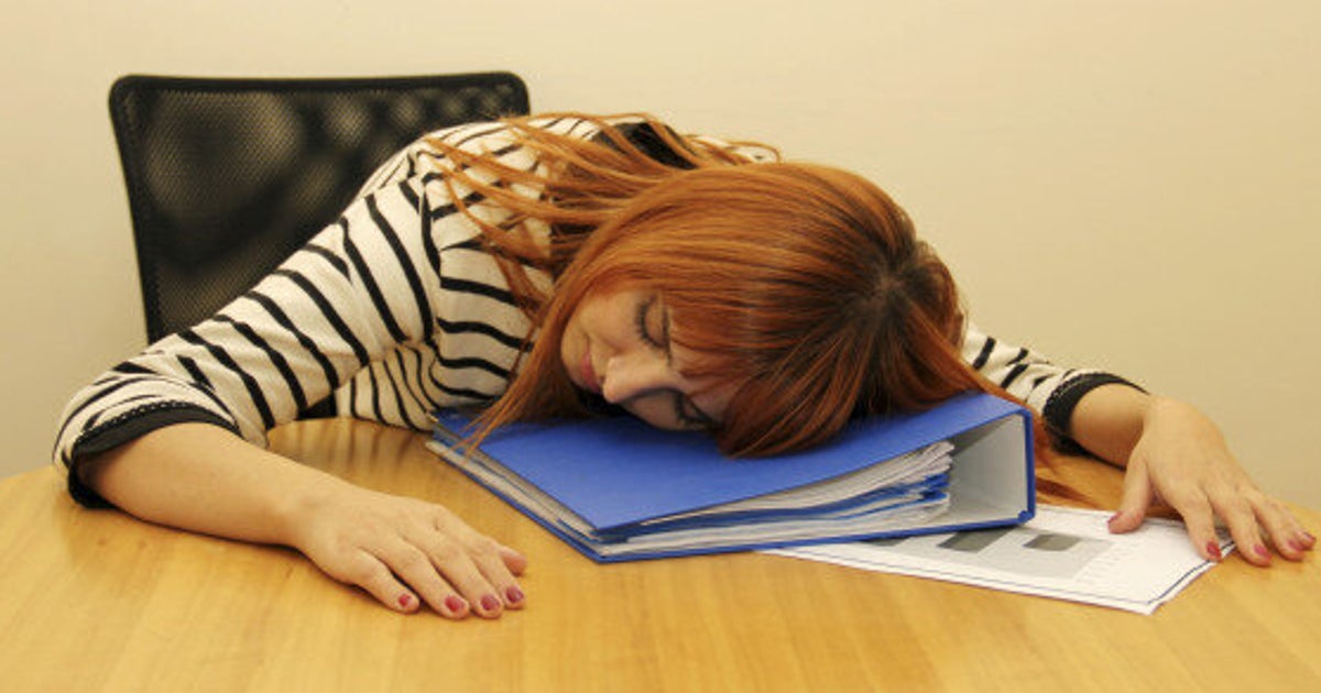 Using an iPad Before Bed May Be Wrecking Your Sleep and Your Health