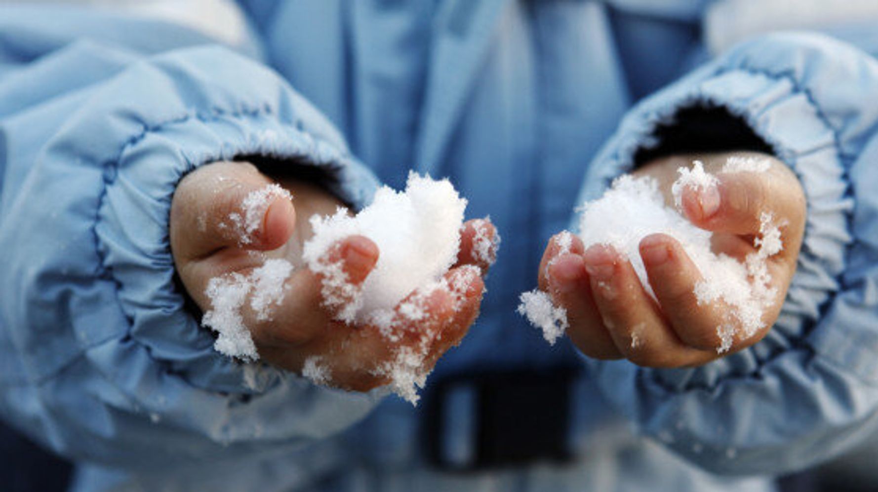 signs-of-frostbite-and-how-to-avoid-it-huffpost-canada-life