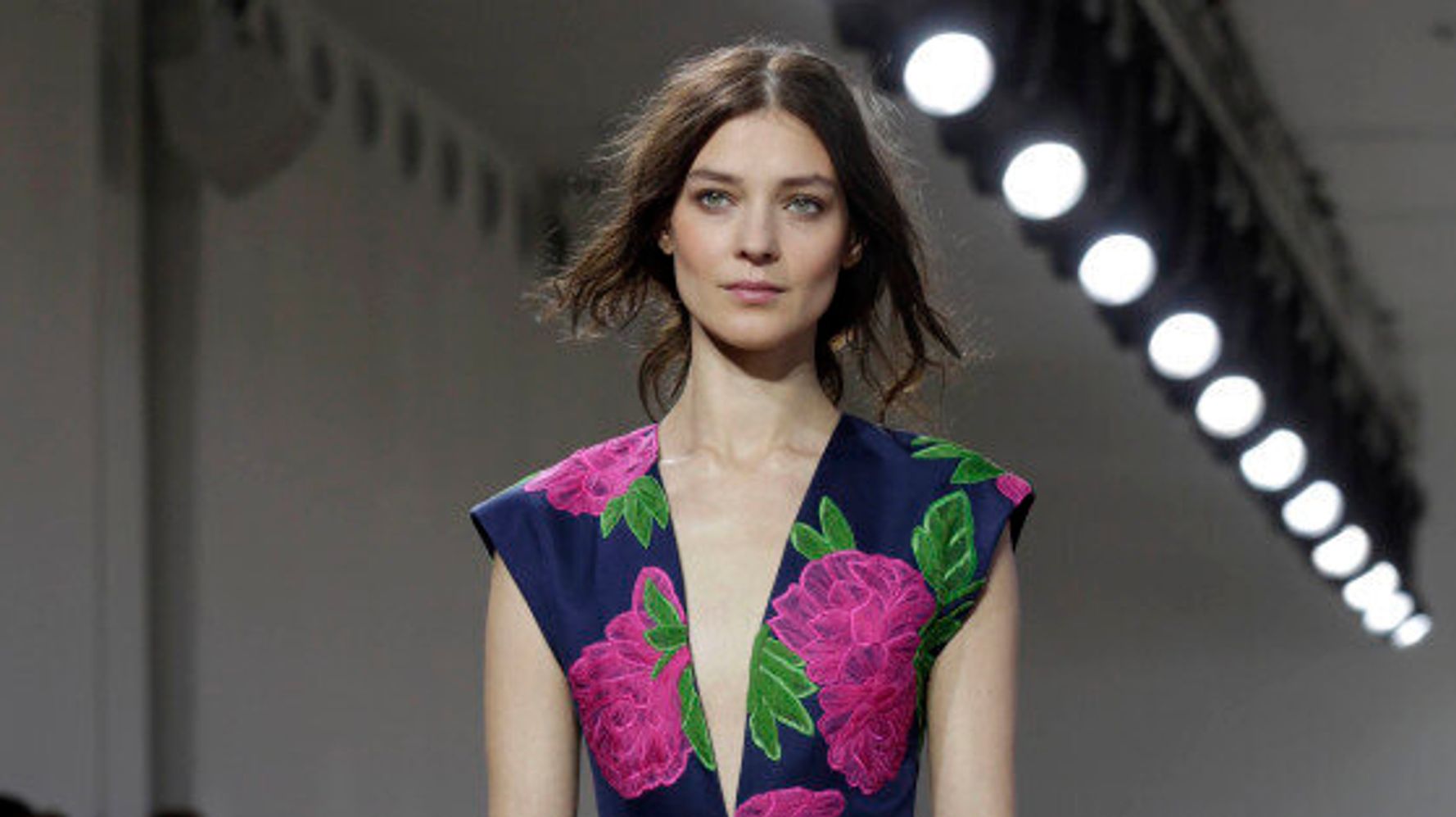 SPRING 2015 LOOKS - News