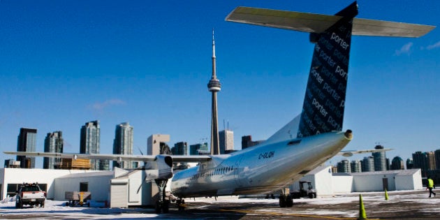 A Porter Airlines Bombardier Q400 turboprop aircraft is seen in Toronto February 23, 2009. Just two years after launch, niche airline Porter Airlines now flies routes to eight cities in eastern Canada and the United States. It remains profitable and is gearing up for expansion at a time when industry rivals are strapped for cash. REUTERS/Mark Blinch (CANADA)