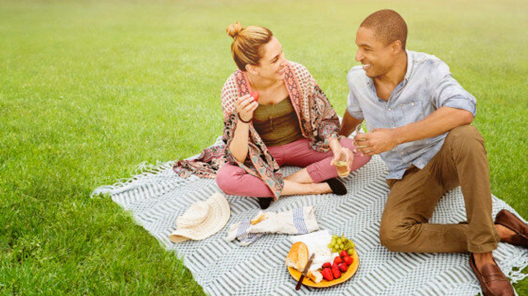 Picnic Hacks: Tips For Dining Outdoors | HuffPost Canada Life