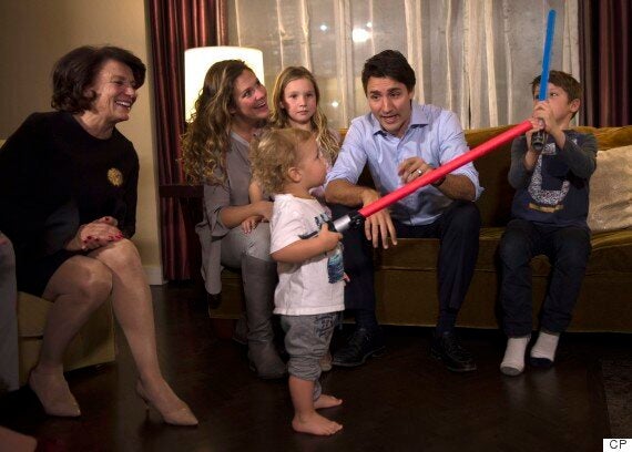 Justin Trudeau Nerd: 10 Times Our Pm Showed His Inner Geek 