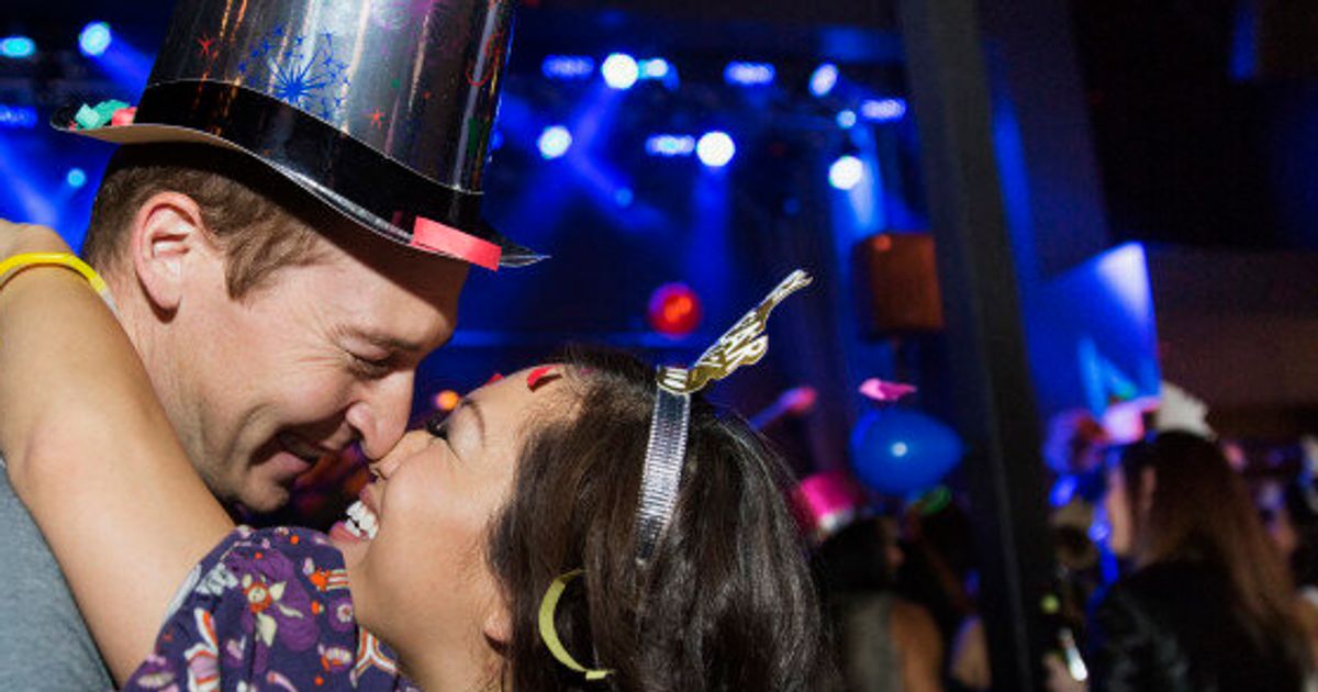 8 Relationship Resolutions Every Couple Should Make Huffpost Life