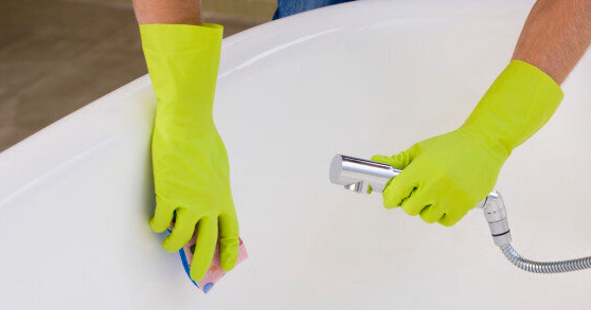 Useful, Quick Tips For Cleaning A Bathtub Properly HuffPost Life