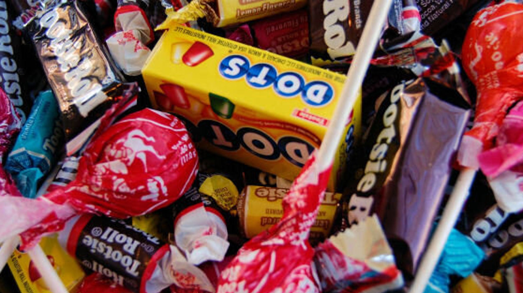The Amount Of Calories In Halloween �FunSized� Candy May Not Be So Fun The Amount Of Calories In Halloween �FunSized� Candy May Not Be So Fun