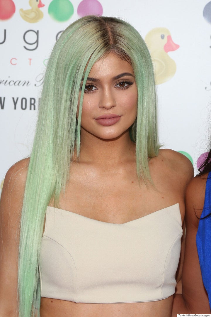 Mint green clearance wig kylie jenner