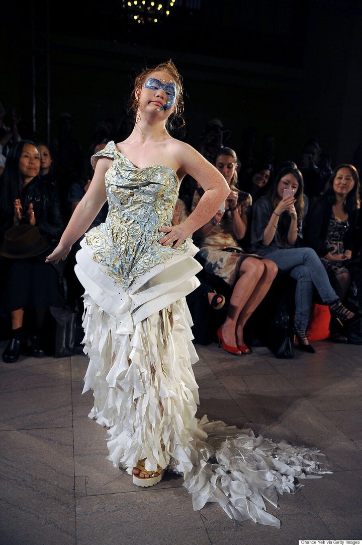 Madeline Stuart Model With Down Syndrome Walks Nyfw Runway Huffpost Style