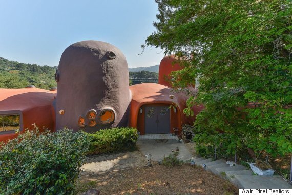 the flintstone house for sale