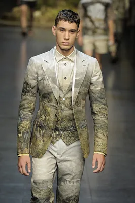 louis vuitton spring summer 2014  Mens fashion fall outfits, Designer suits  for men, Fashion suits for men