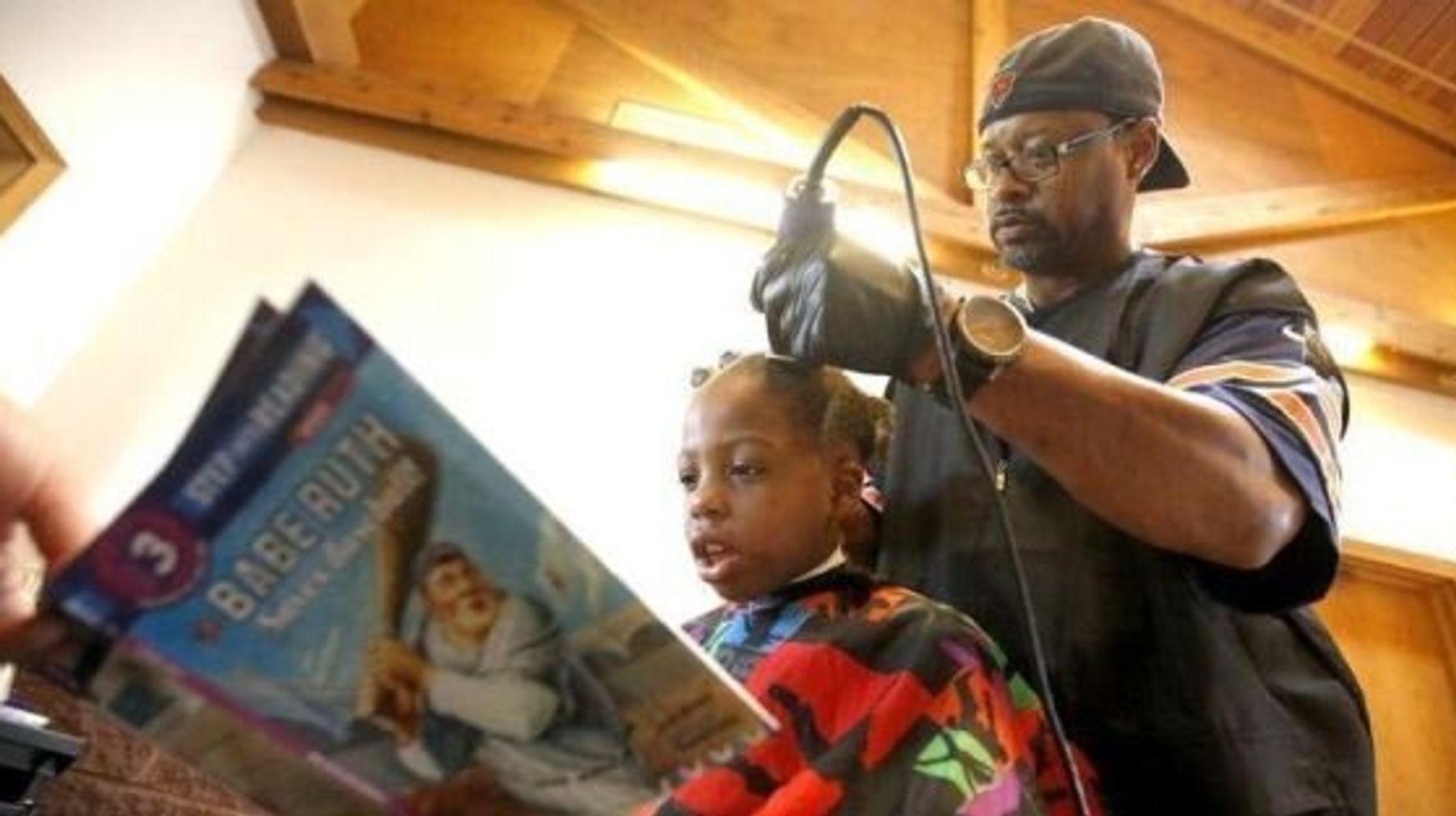 Deer Park barber gives 100 kids free haircut for first day of school