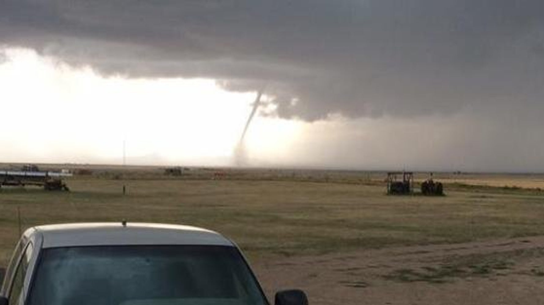 Alberta Tornado Touched Down Near Foremost (VIDEO) HuffPost null