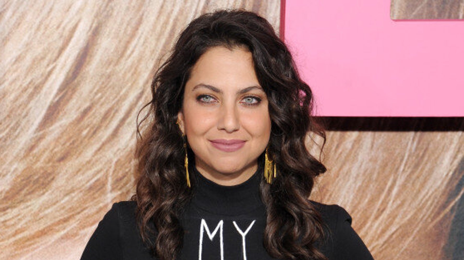 Actress Kathreen Khavari Has A Pretty Blunt Message For Trump On Her