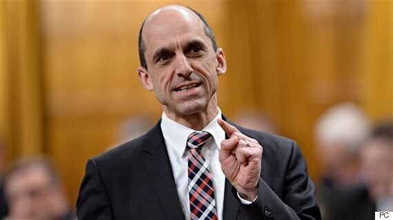 Steven Blaney Says He'll 'Dismantle' Reserves To Help First Nations Become 'Fully