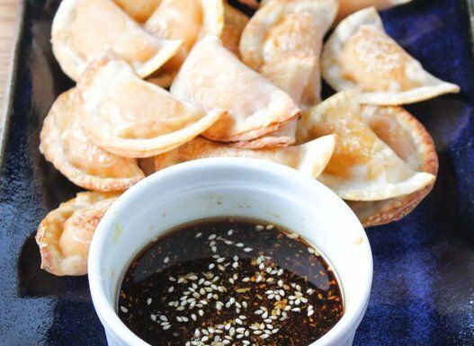 Baked Squash Wontons With Sriracha Ginger Dipping Sauce
