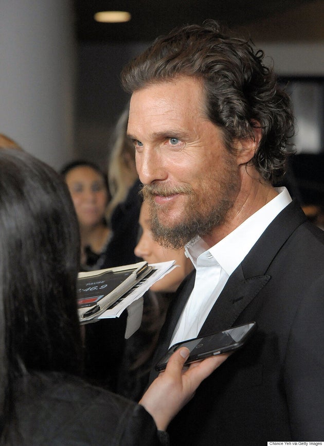 matthew mcconaughey says he was balding in the 90s until he found a miracle cure huffpost canada matthew mcconaughey says he was balding