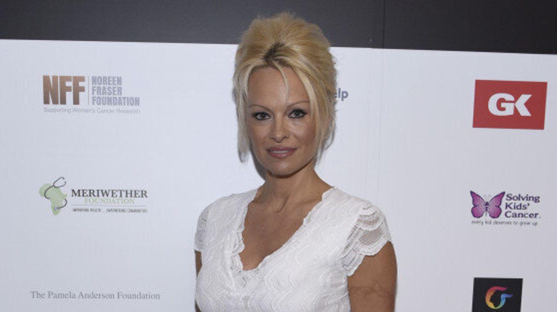 Pamela Anderson Channels Brigitte Bardot In Sexy Ensemble | HuffPost Style