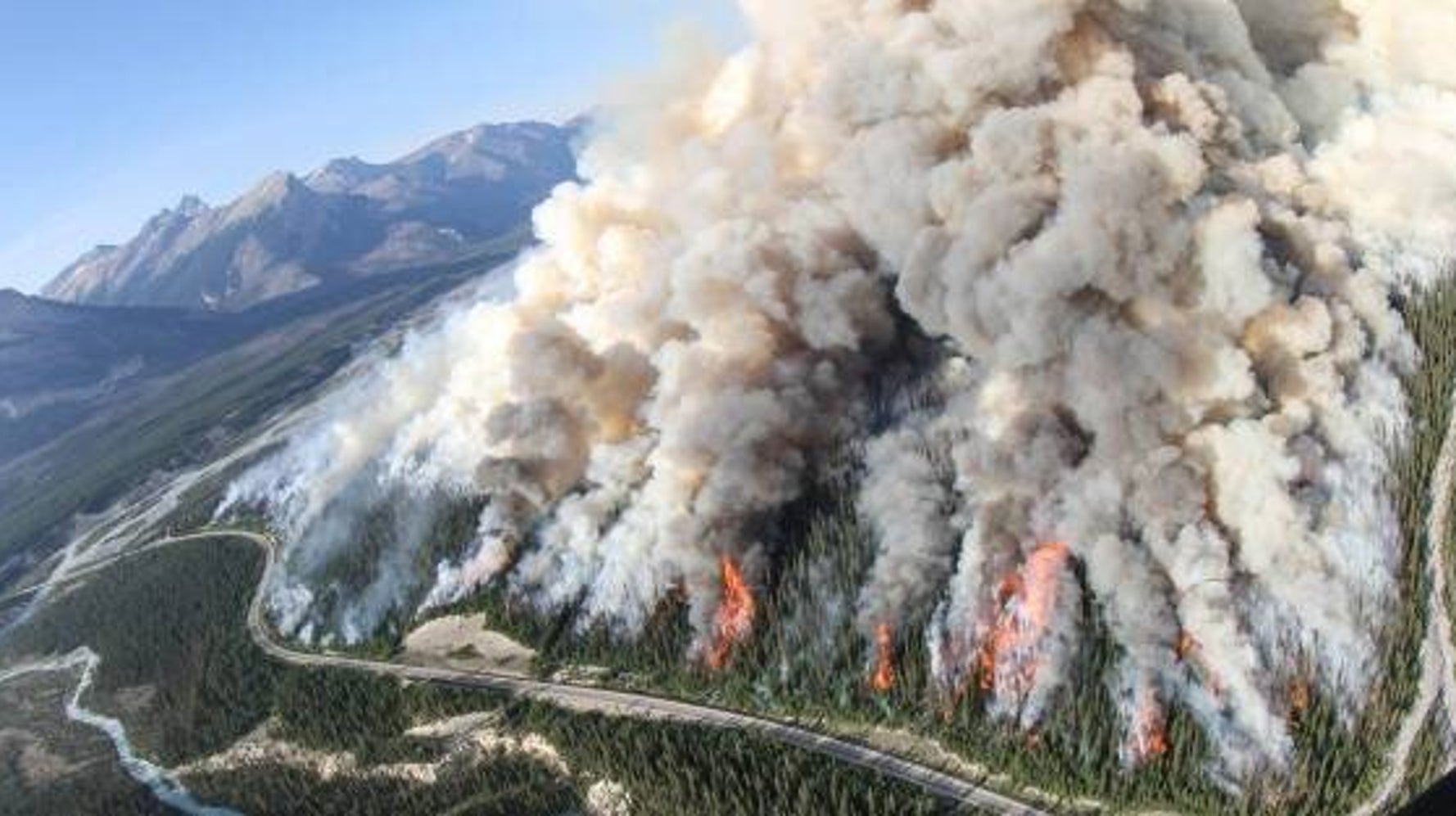 Spreading Creek Wildfire Rips Through Banff National Park (PHOTOS