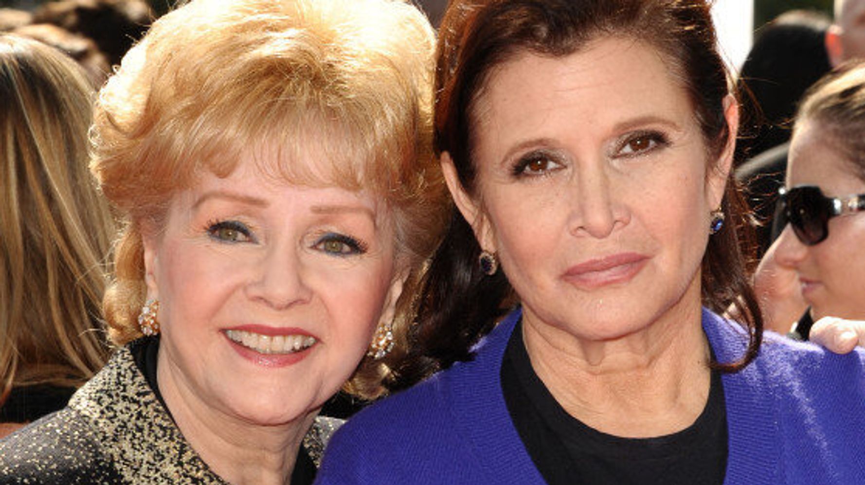 Stars Gather To Mourn Carrie Fisher And Debbie Reynolds | HuffPost Life