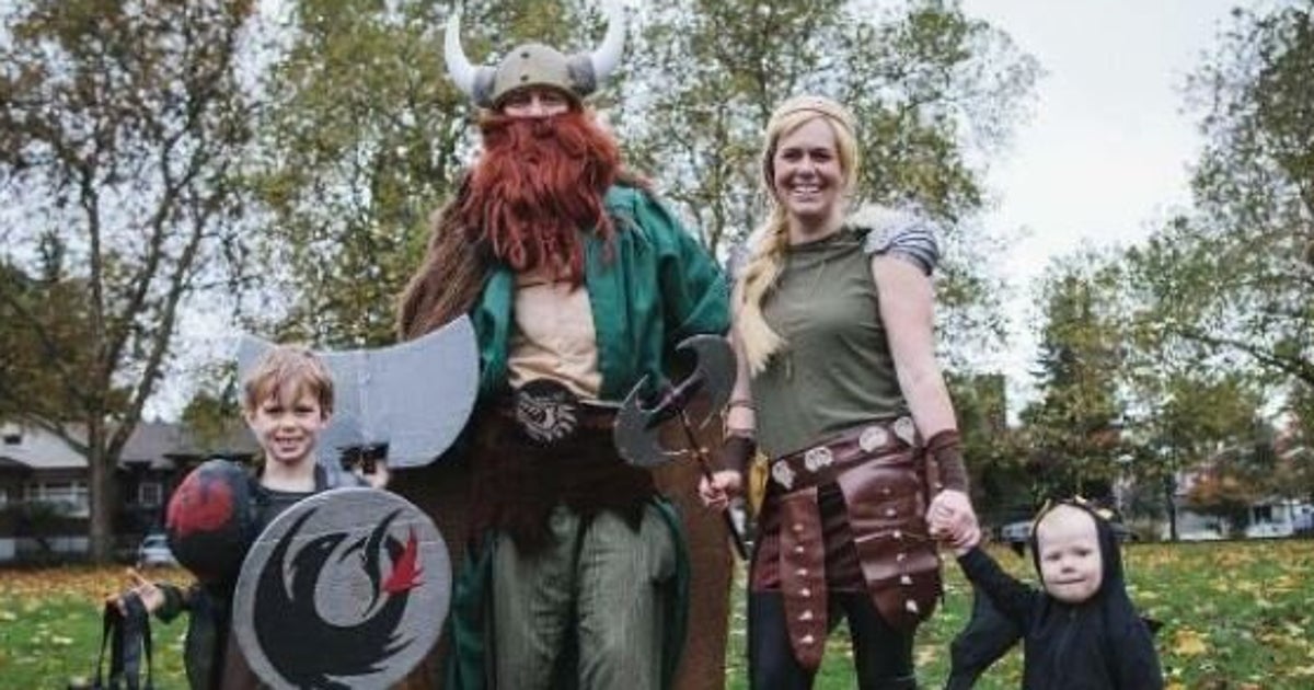 Family Costumes 25 Ideas To Really Impress Your Neighbours This(00)