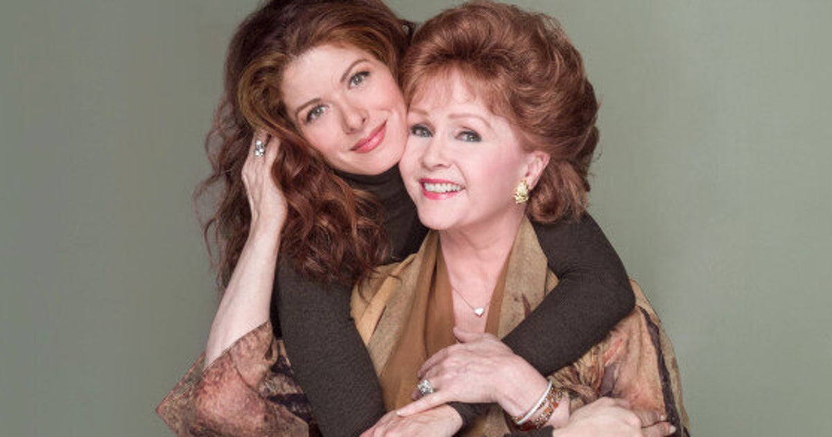 Debra Messing Mourns Loss Of 'Will & Grace' Mom Debbie Reynolds(00)