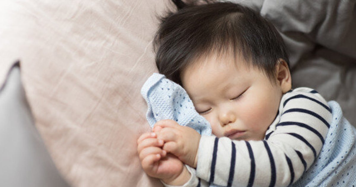 Simple Hacks To Help Your Baby Fall Asleep At Night HuffPost Parents