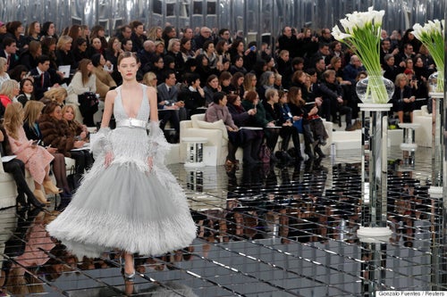 Karl Lagerfeld: Meryl Streep Passed On Chanel Dress, Therefore Is Cheap | HuffPost Style Karl Lagerfeld: Meryl Streep Passed On Chanel Dress, Therefore Is Cheap | HuffPost Style
