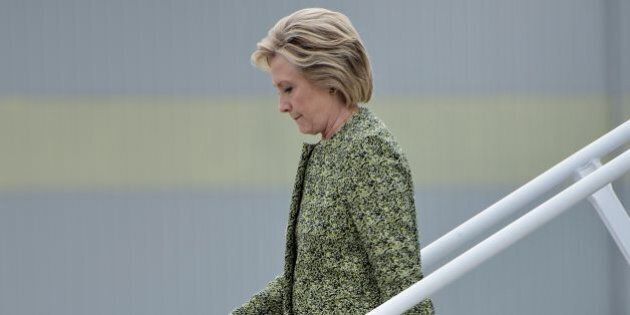 Democratic presidential nominee Hillary Clinton arrives at Philadelphia International Airport September 19, 2016 in Philadelphia, Pennsylvania. / AFP / Brendan Smialowski (Photo credit should read BRENDAN SMIALOWSKI/AFP/Getty Images)